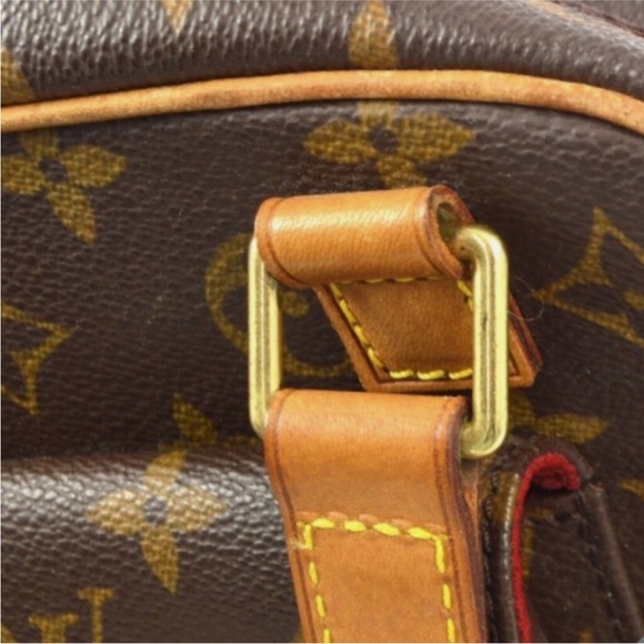 Louis Vuitton Monogram Excentri-Cite - Picture 9 of 11